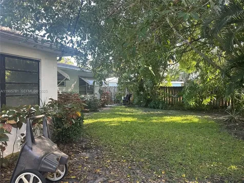2805 NE 16th Avenue Wilton Manors FL 33334