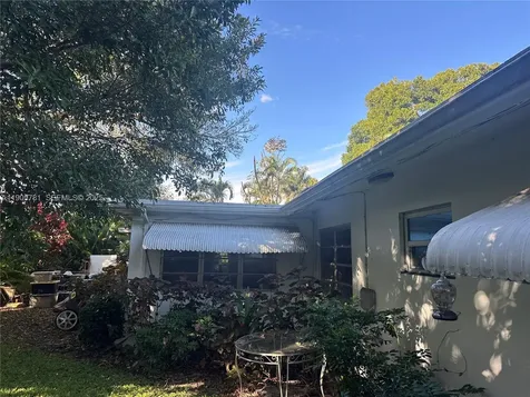 2805 NE 16th Avenue Wilton Manors FL 33334