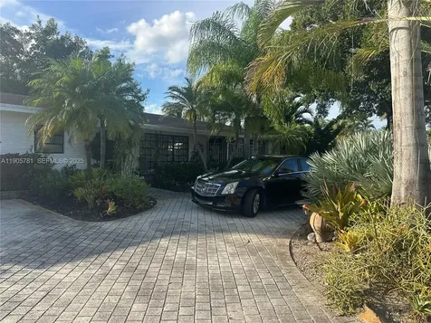 2805 NE 16th Avenue Wilton Manors FL 33334