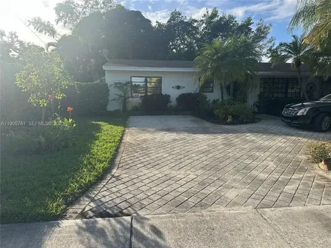 2805 NE 16th Avenue Wilton Manors FL 33334