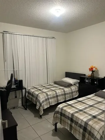 Doral FL 33166