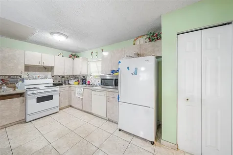 5930 W Lincoln Circle W Lake Worth FL 33463