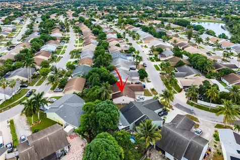 5930 W Lincoln Circle W Lake Worth FL 33463