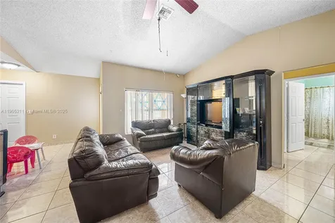 5930 W Lincoln Circle W Lake Worth FL 33463