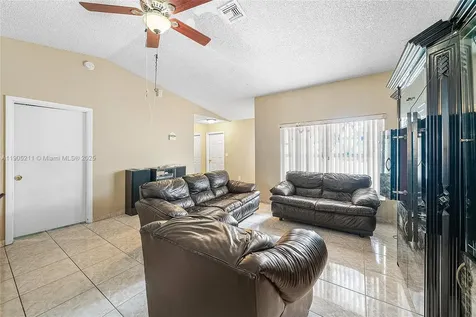 5930 W Lincoln Circle W Lake Worth FL 33463