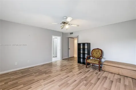 6698 10th Avenue N Lake Worth FL 33467