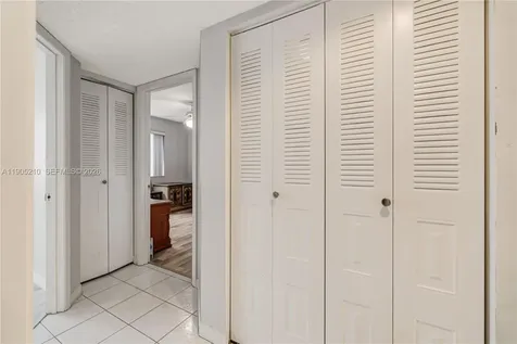 6698 10th Avenue N Lake Worth FL 33467