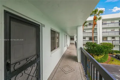 6698 10th Avenue N Lake Worth FL 33467