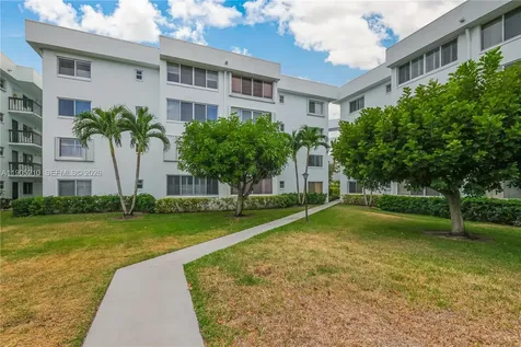 6698 10th Avenue N Lake Worth FL 33467