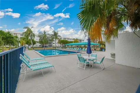 6698 10th Avenue N Lake Worth FL 33467