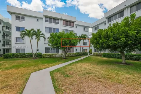 6698 10th Avenue N Lake Worth FL 33467