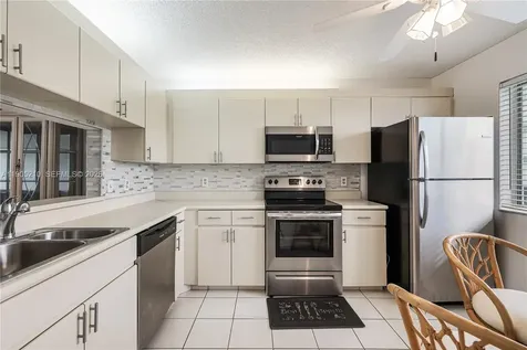 6698 10th Avenue N Lake Worth FL 33467