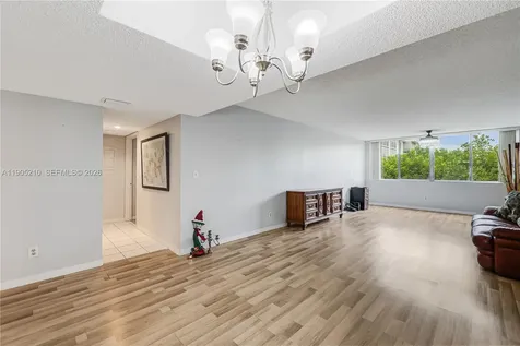 6698 10th Avenue N Lake Worth FL 33467