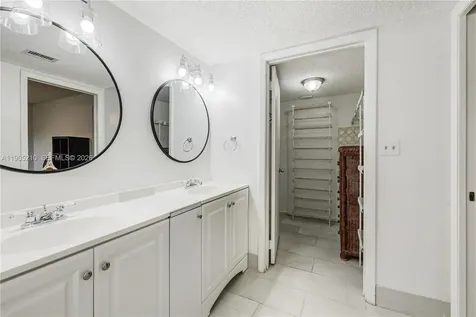 6698 10th Avenue N Lake Worth FL 33467