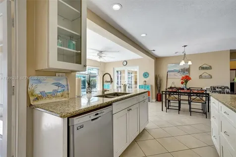 6740 Douglas Street Hollywood FL 33024