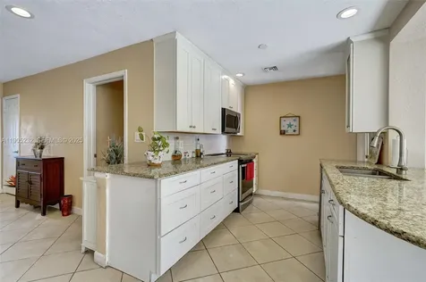 6740 Douglas Street Hollywood FL 33024