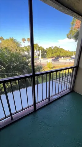 8850 Fontainebleau Boulevard Miami FL 33172