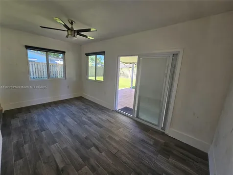8427 NW 26th Street Sunrise FL 33322