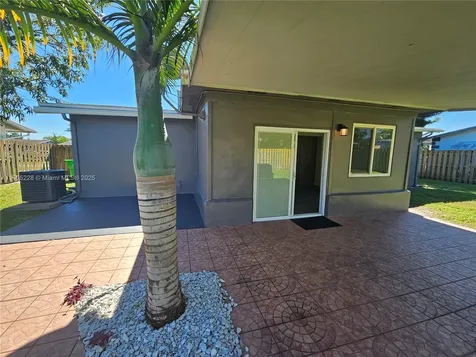 8427 NW 26th Street Sunrise FL 33322
