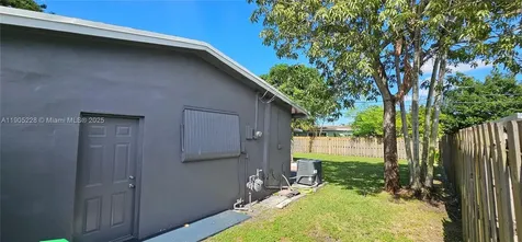 8427 NW 26th Street Sunrise FL 33322