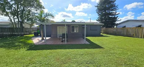 8427 NW 26th Street Sunrise FL 33322
