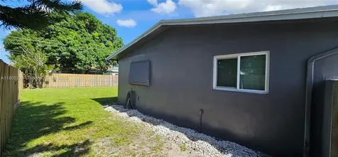 8427 NW 26th Street Sunrise FL 33322