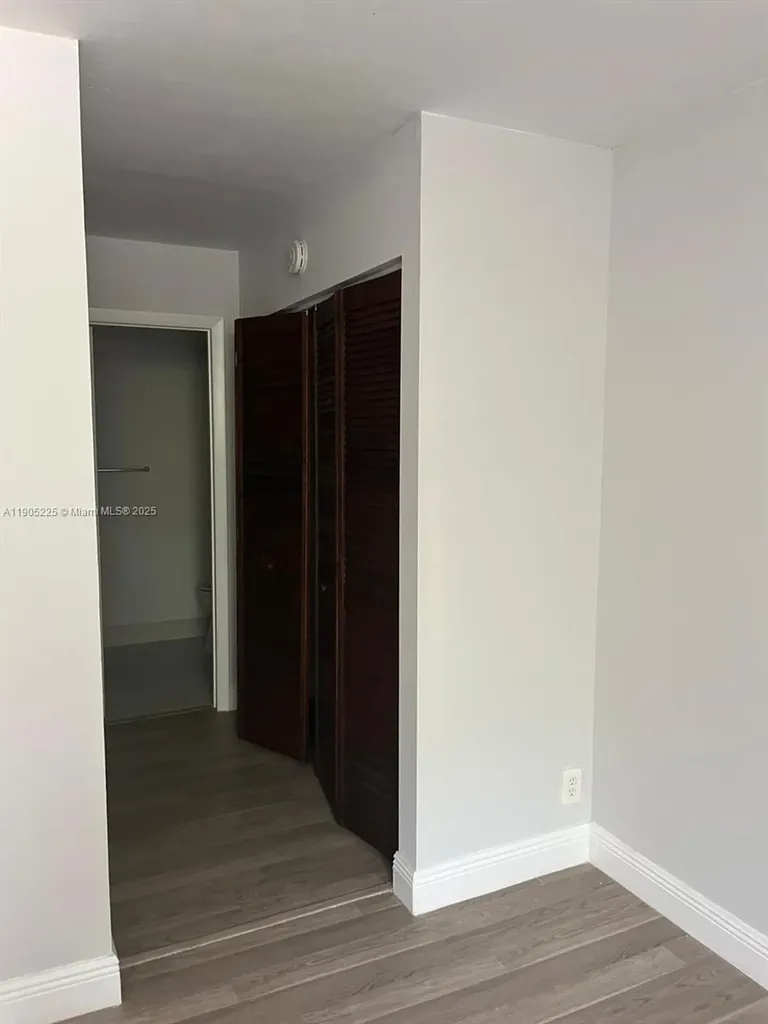 2701 Riverside Drive Coral Springs FL 33065