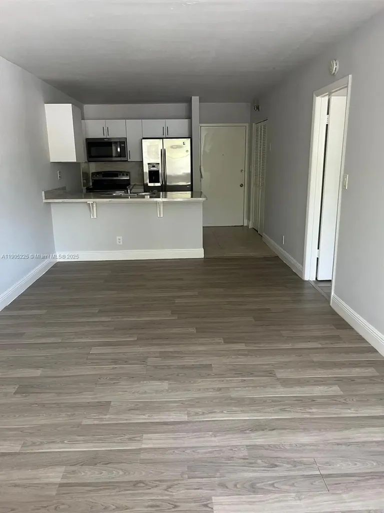 2701 Riverside Drive Coral Springs FL 33065