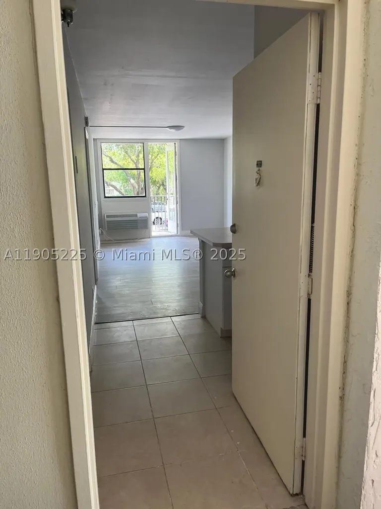 2701 Riverside Drive Coral Springs FL 33065