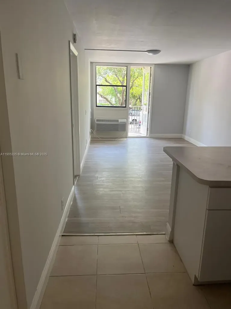 2701 Riverside Drive Coral Springs FL 33065