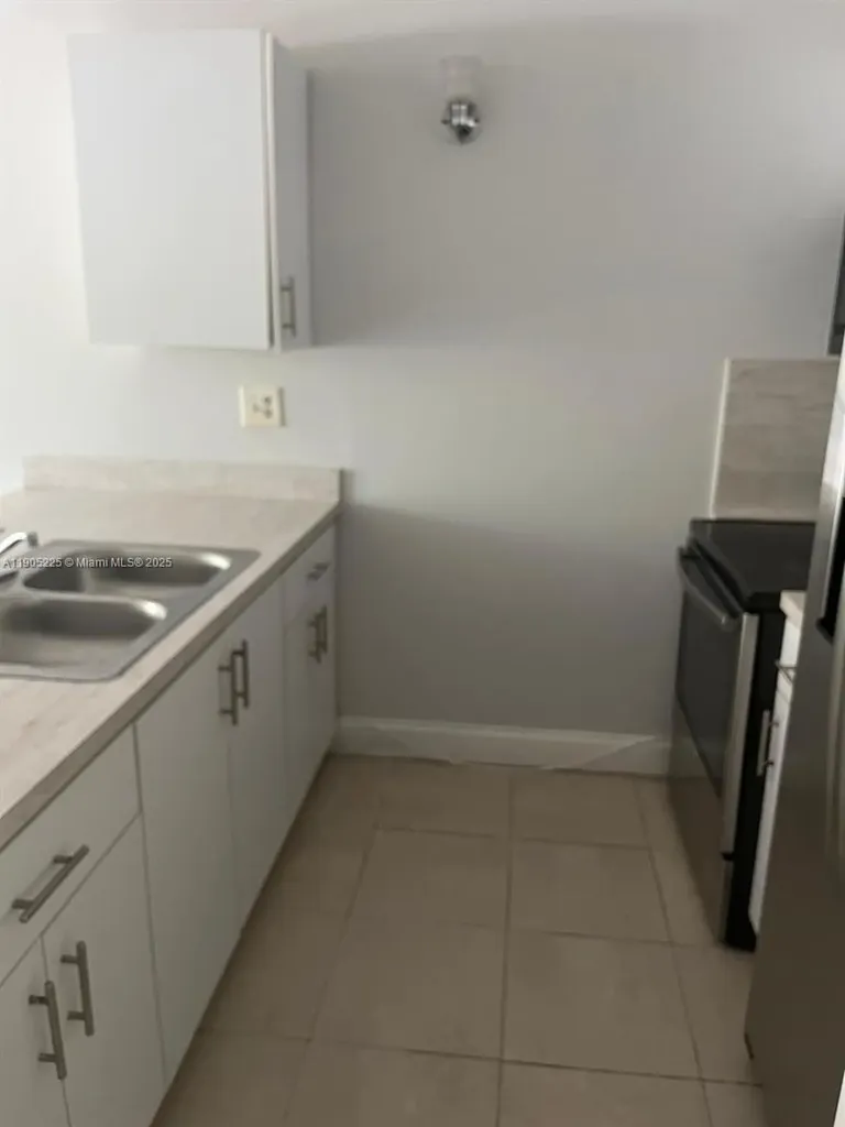 2701 Riverside Drive Coral Springs FL 33065