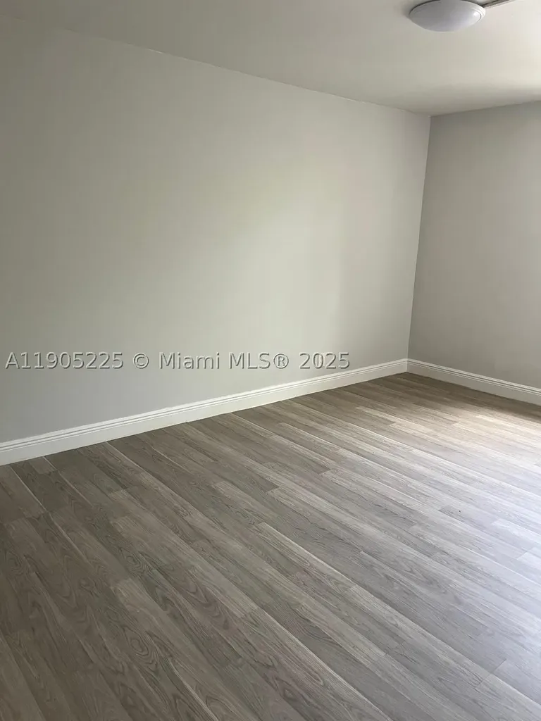 2701 Riverside Drive Coral Springs FL 33065