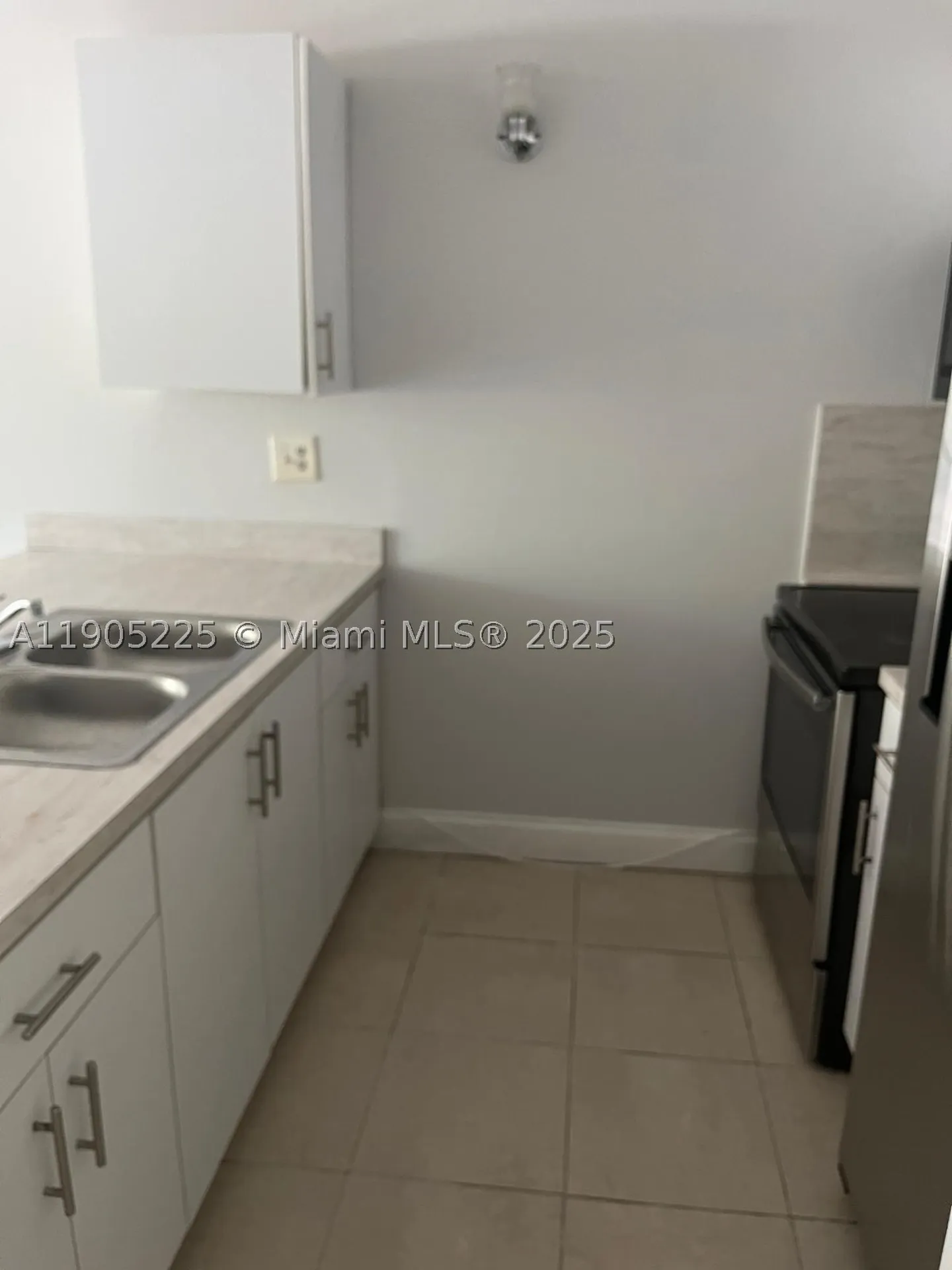 2701 Riverside Drive Coral Springs FL 33065