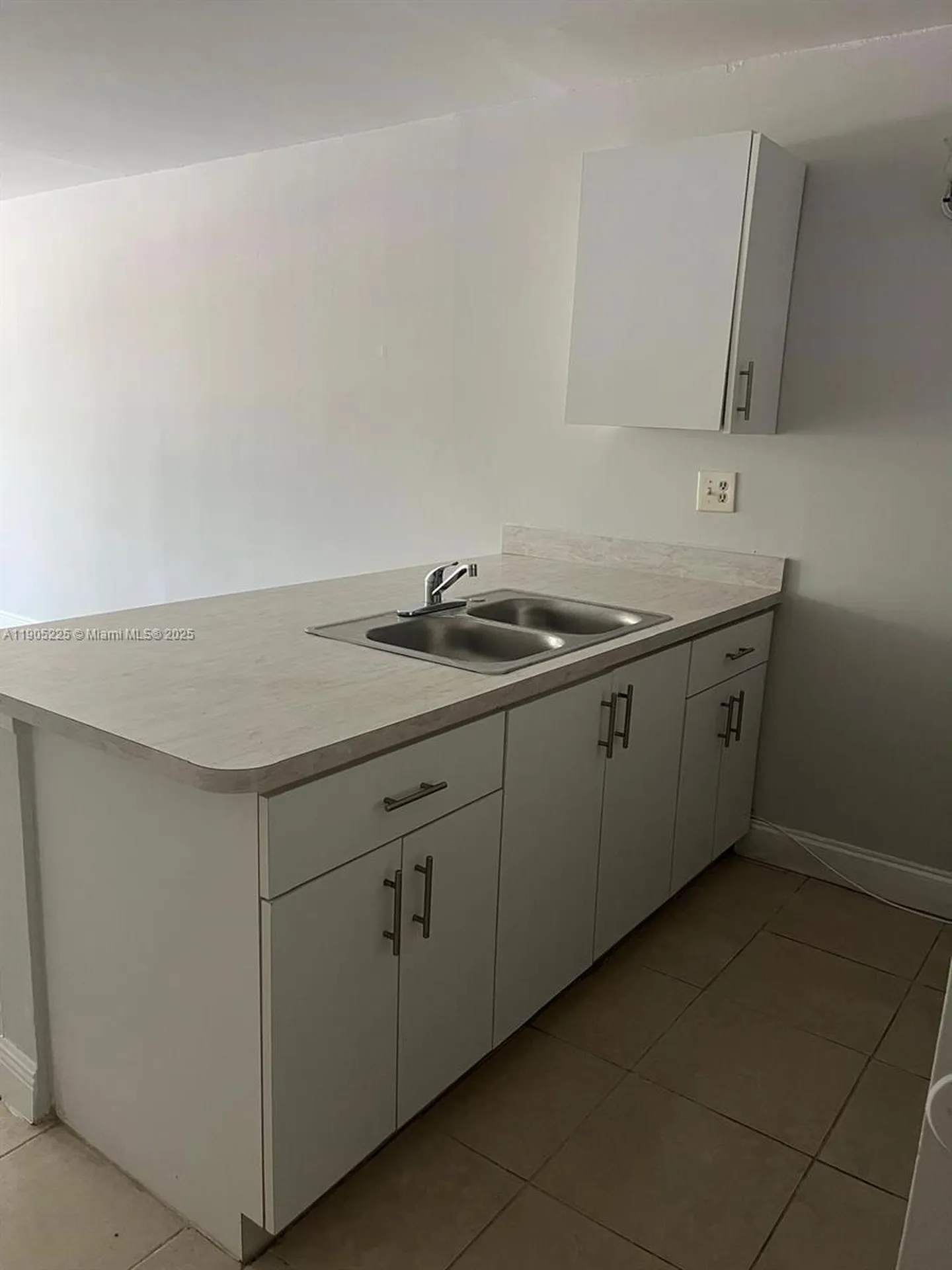 2701 Riverside Drive Coral Springs FL 33065