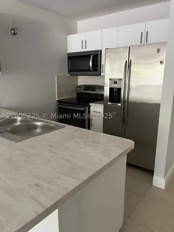 2701 Riverside Drive Coral Springs FL 33065