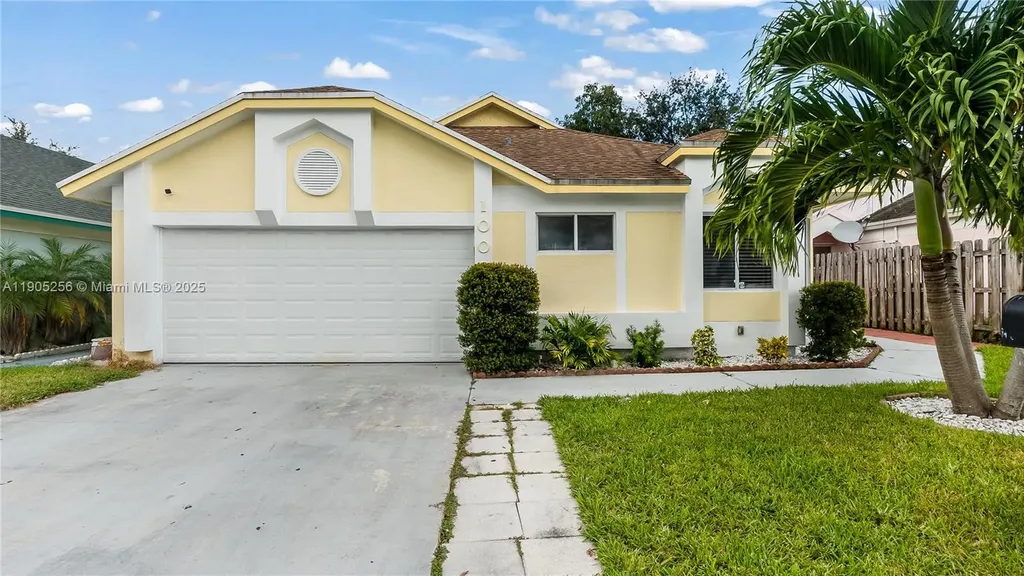 1008 W Jasmine Lane North Lauderdale FL 33068