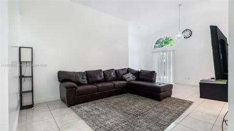 1008 W Jasmine Lane North Lauderdale FL 33068