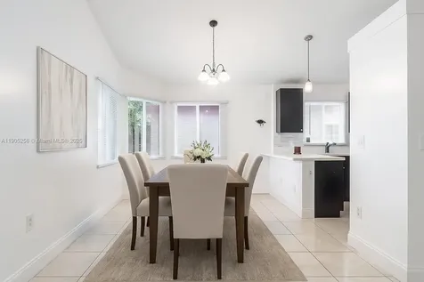 1008 W Jasmine Lane North Lauderdale FL 33068
