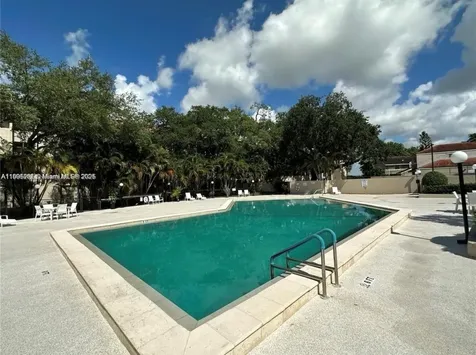 461 Ives Dairy Road Miami FL 33179