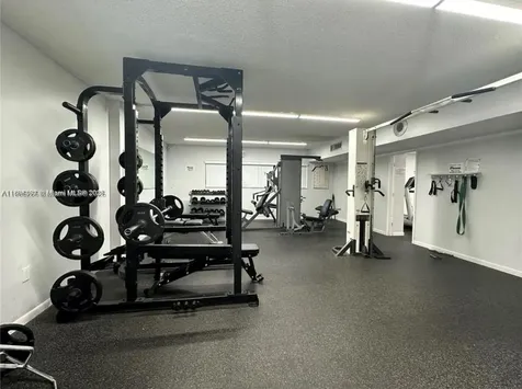 461 Ives Dairy Road Miami FL 33179