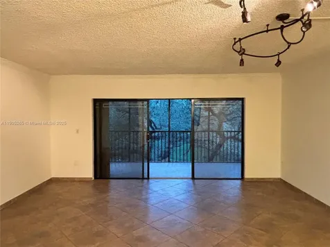 461 Ives Dairy Road Miami FL 33179