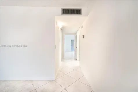 642 N Normandy N Delray Beach FL 33484