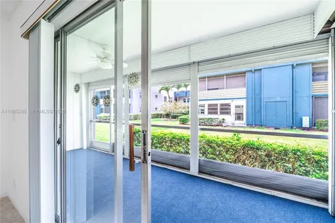 642 N Normandy N Delray Beach FL 33484