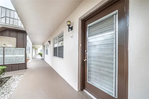 642 N Normandy N Delray Beach FL 33484