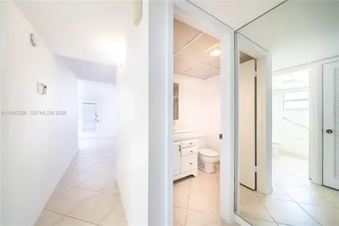642 N Normandy N Delray Beach FL 33484