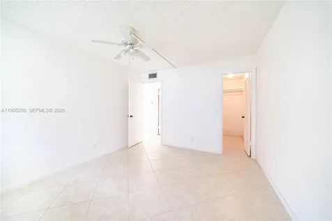642 N Normandy N Delray Beach FL 33484