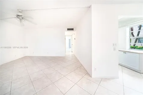 642 N Normandy N Delray Beach FL 33484