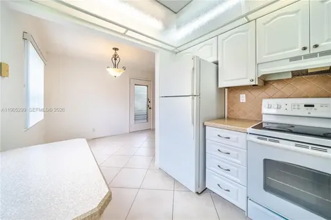 642 N Normandy N Delray Beach FL 33484