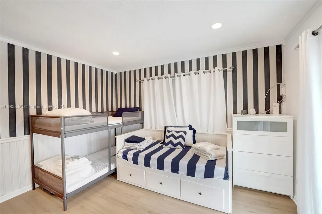 2889 NE 35th Street Fort Lauderdale FL 33306