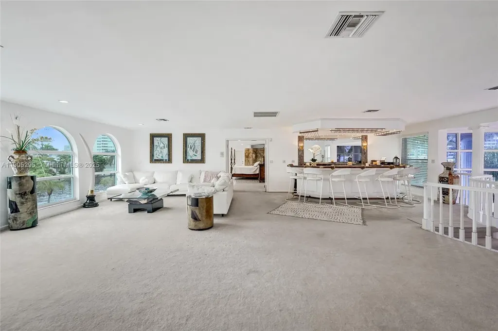 2889 NE 35th Street Fort Lauderdale FL 33306